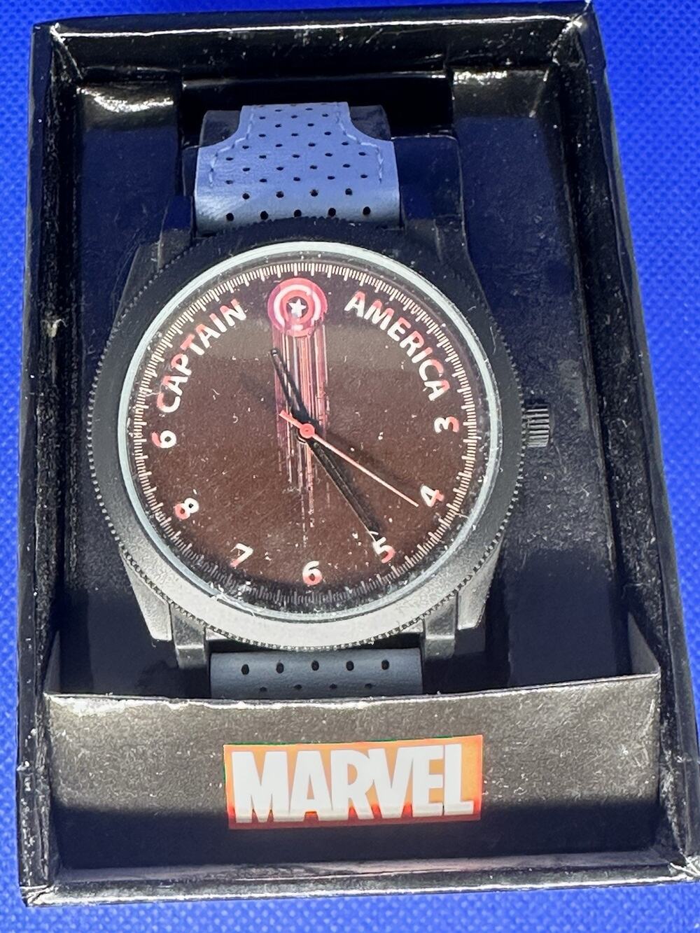 Marvel Captain America Shield Watch Blue Sport Strap Original Box CTA5007EIMP